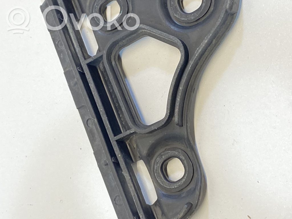 Audi A2 Fender mounting bracket 