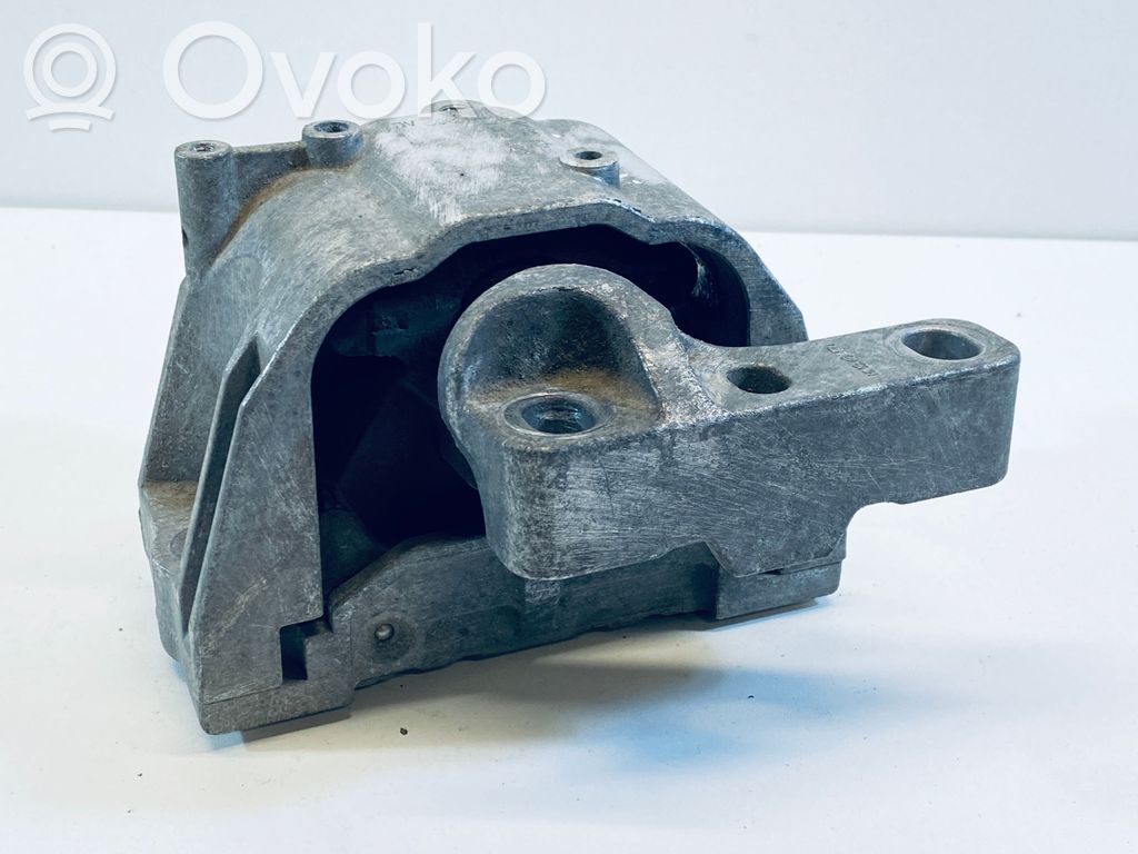Audi A3 S3 8P Engine mount bracket 