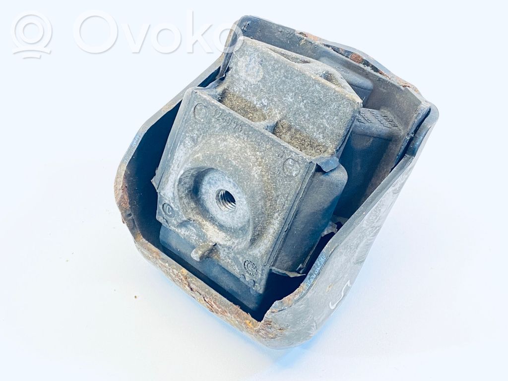 Mercedes-Benz Sprinter W906 Engine mount bracket 