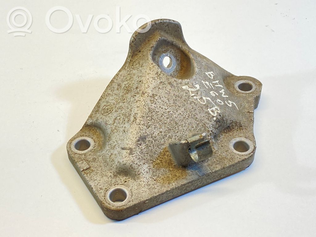 BMW 5 E60 E61 Engine mounting bracket 