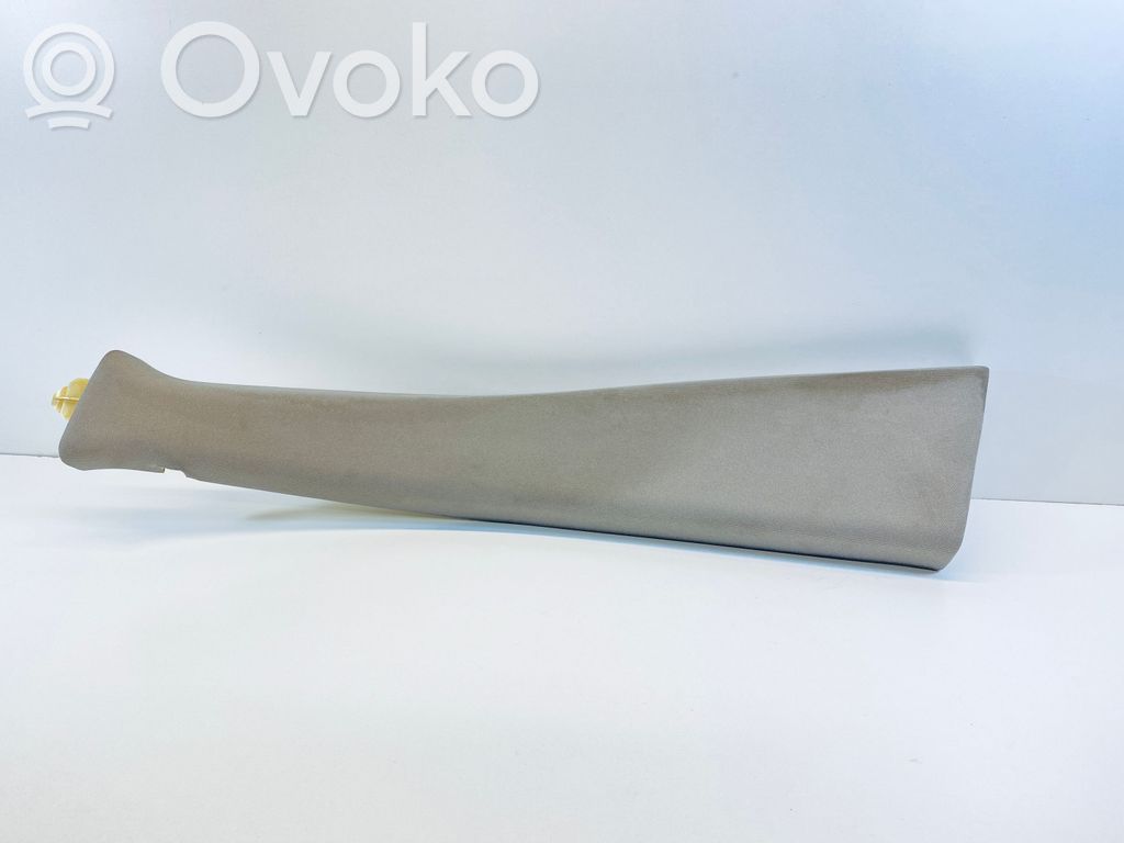 Osłona górna słupka / B   25765981