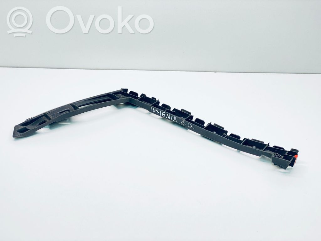 Opel Insignia A Soporte de montaje del parachoques trasero 