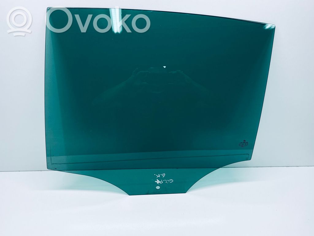 Volkswagen Golf Plus Rear door window glass 