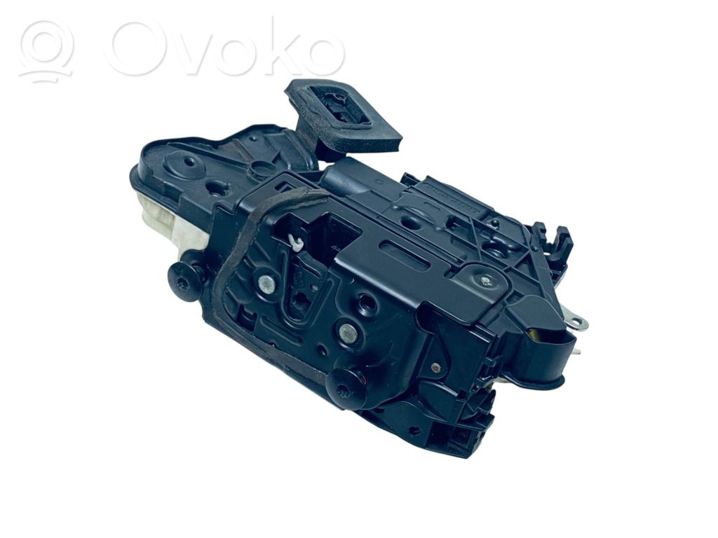 Volkswagen Golf VII Front door lock 