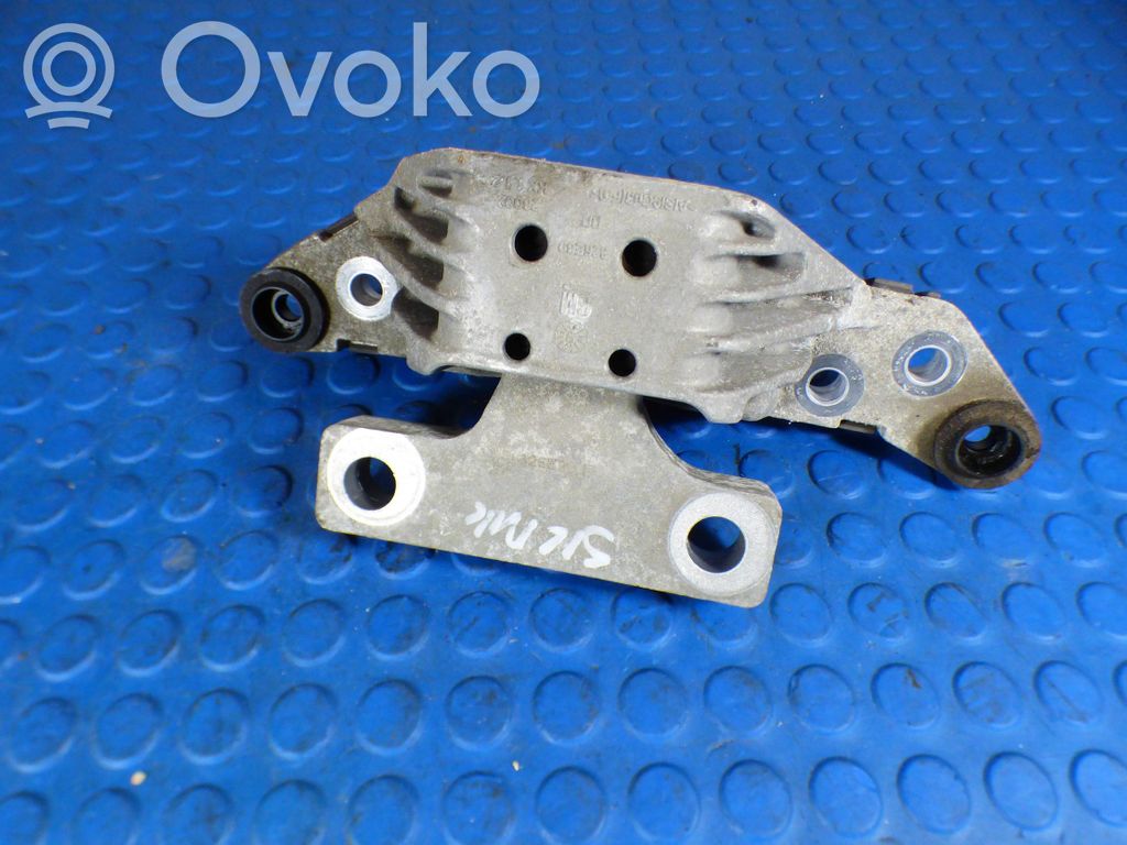 Opel Astra K Engine mount bracket 