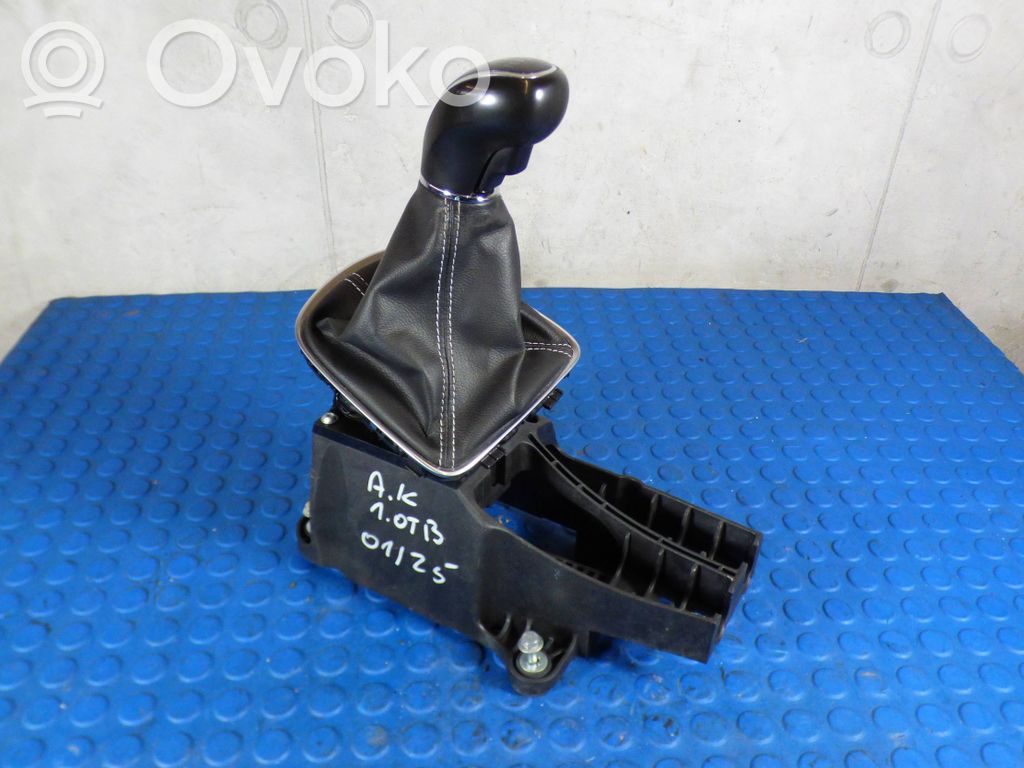 Opel Astra K Gear shifter/selector 