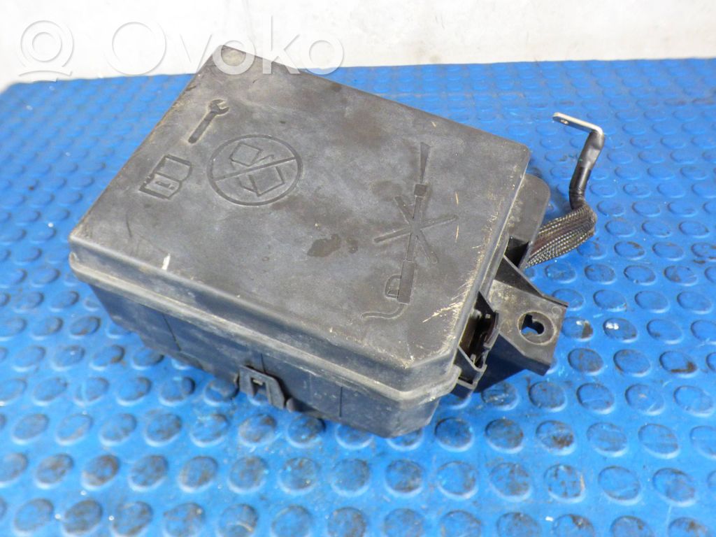 Opel Corsa E Fuse module 