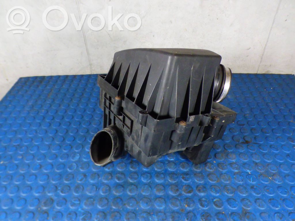 Opel Corsa E Air filter box 