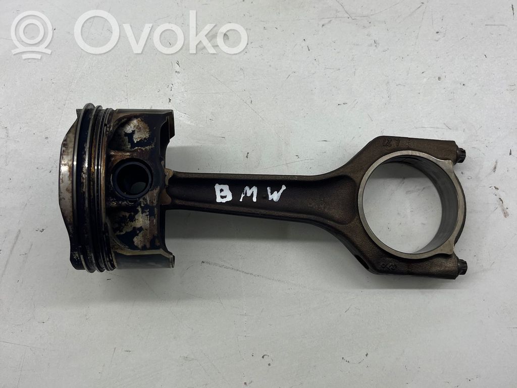Piston with connecting rod   084201