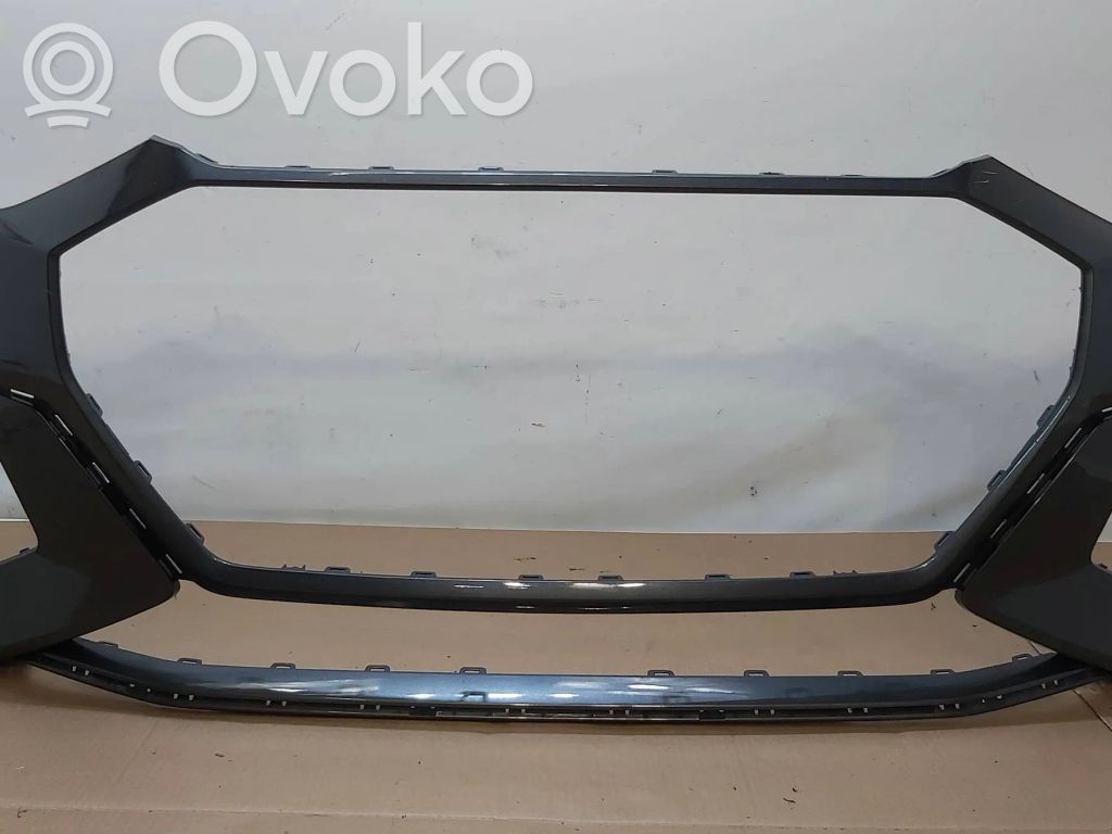 Audi Q3 F3 Parachoques delantero 