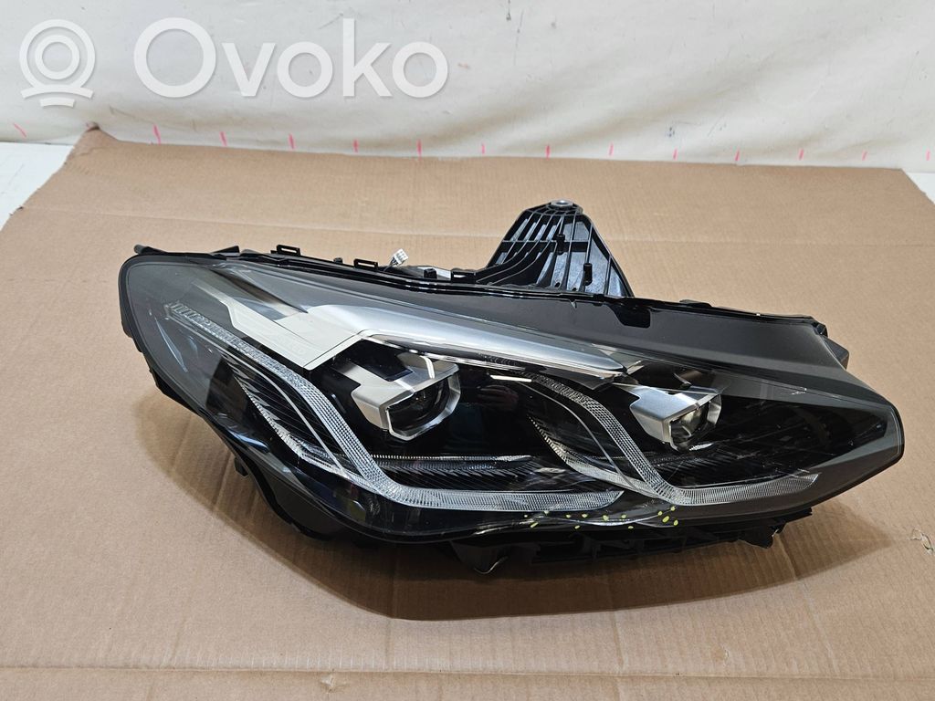 BMW 2 Active Tourer U06 Lampa przednia 