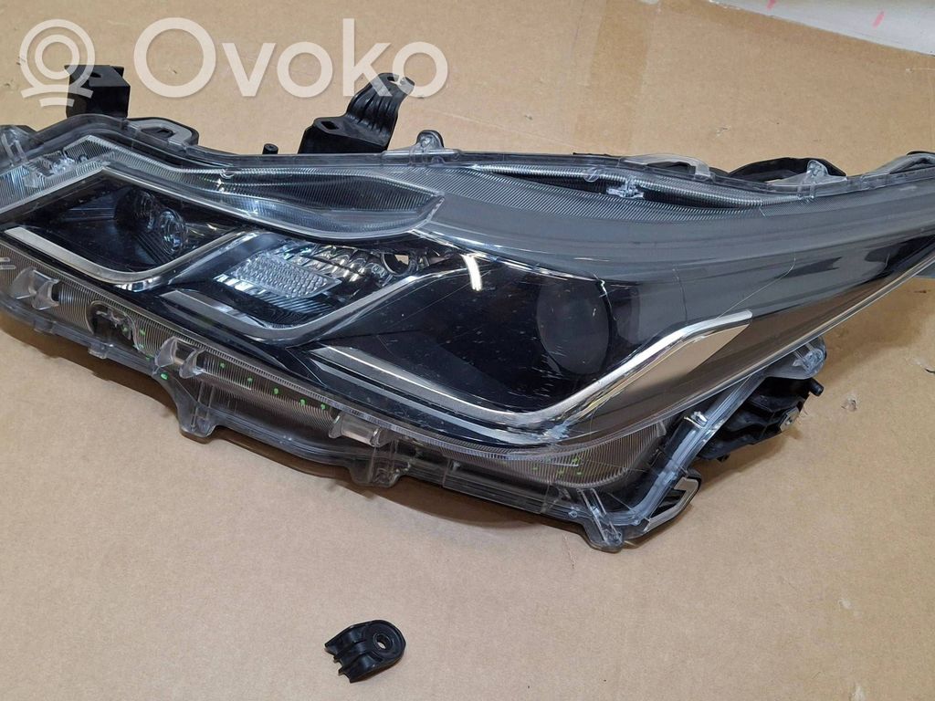 Toyota Corolla E210 E21 Передняя фара 