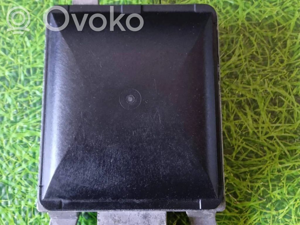BMW 7 F01 F02 F03 F04 Moduł martwego pola 