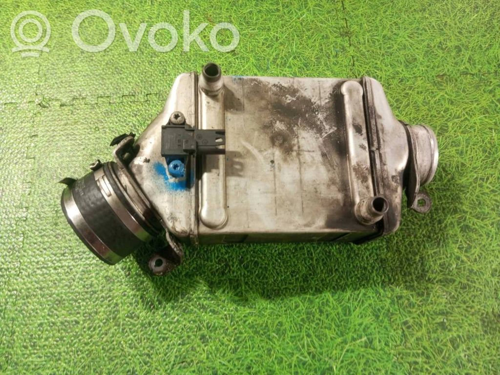 BMW X5M E70 Другая деталь двигателя 