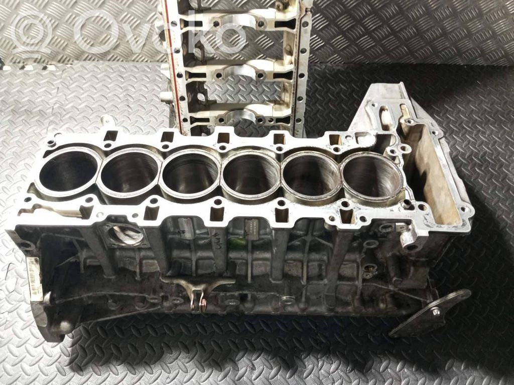 BMW 5 F10 F11 Engine block 
