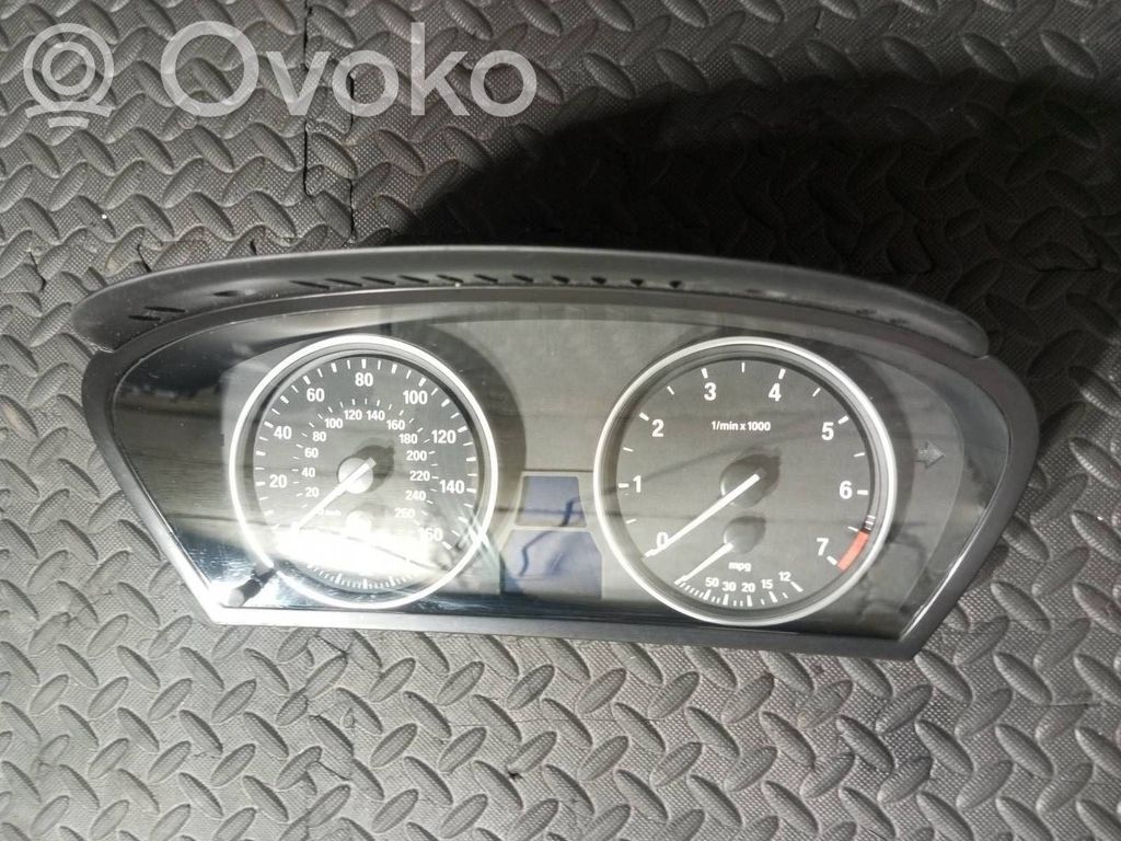 BMW X5 E70 Speedometer (instrument cluster) 