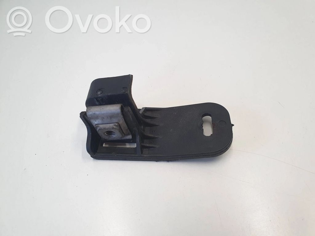 BMW 1 E82 E88 Headlight/headlamp mounting bracket 