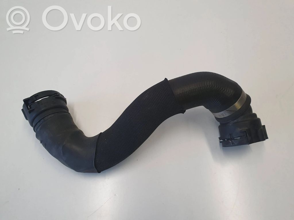 BMW 1 E82 E88 Engine coolant pipe/hose 
