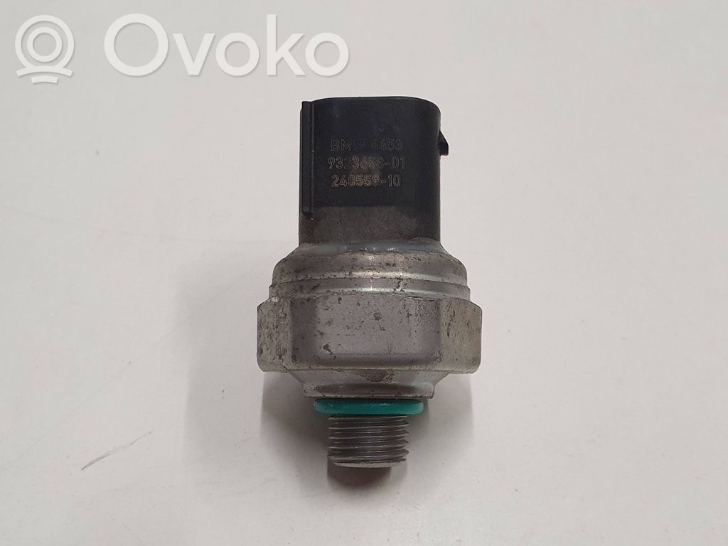 BMW 3 F30 F35 F31 Ilmastointilaitteen paineanturi (A/C) 