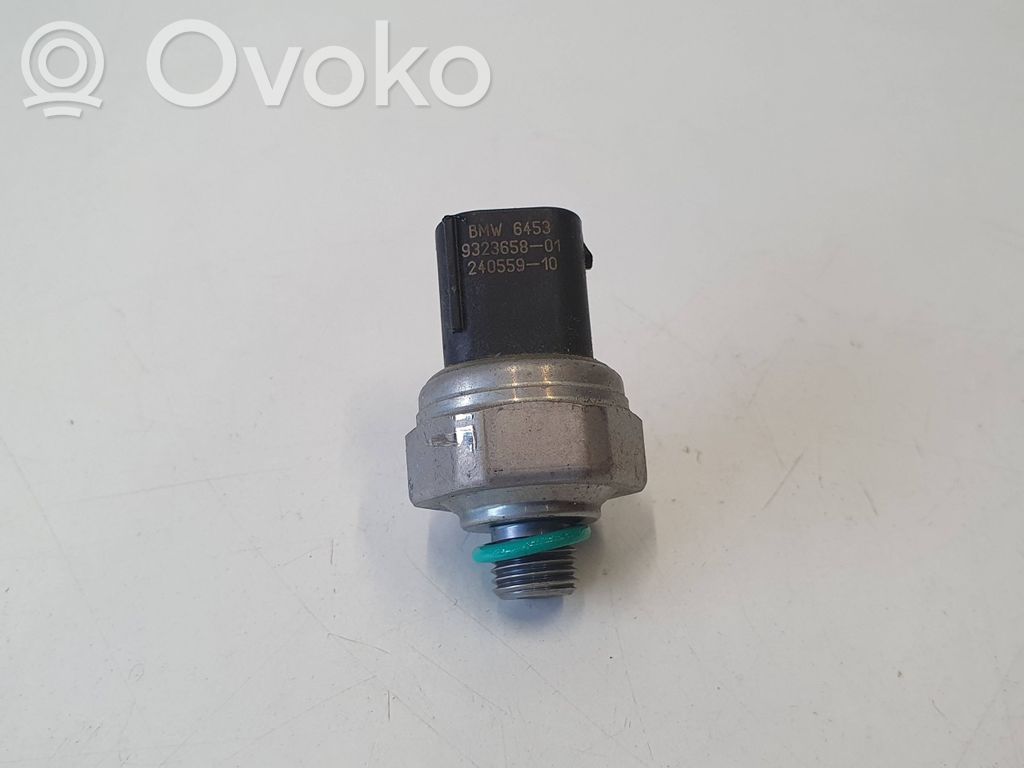 BMW 5 G30 G31 G38 Ilmastointilaitteen paineanturi (A/C) 