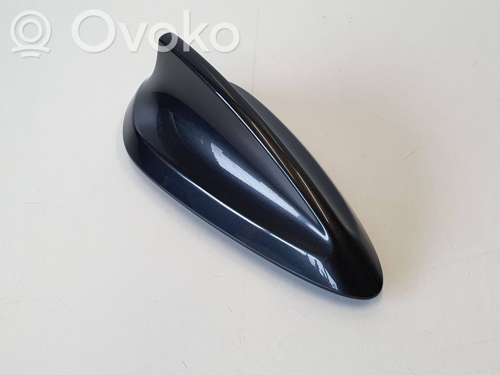 BMW 5 G30 G31 G38 Osłona anteny dachowej GPS 