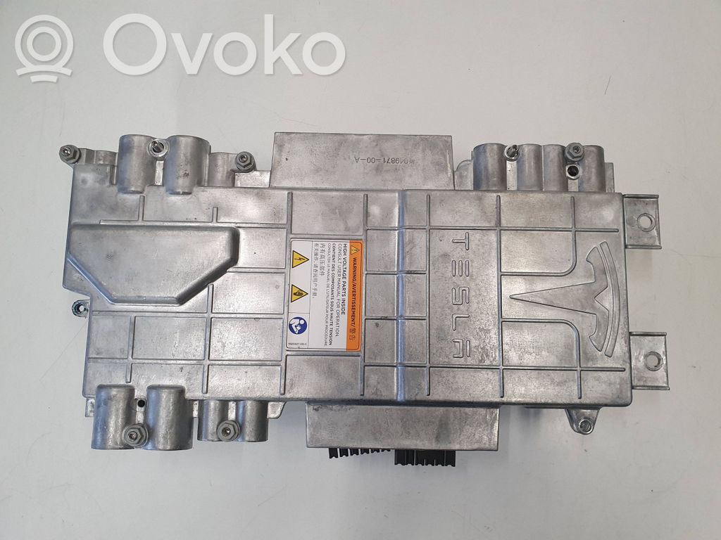 Tesla Model S Voltage converter inverter 