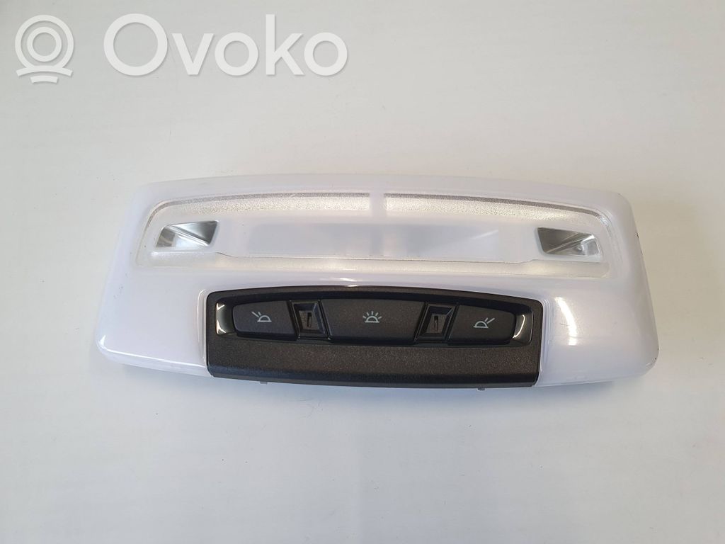 BMW 3 F30 F35 F31 Galinių vietų apšvietimo žibintas 