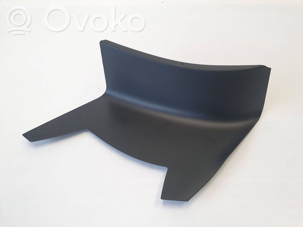 Porsche Macan (95B) Rear/tail light trim molding 