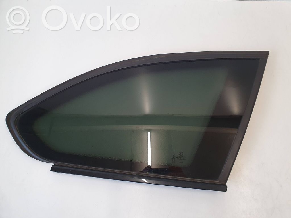 BMW 3 F30 F35 F31 Szyba karoseryjna tylna 
