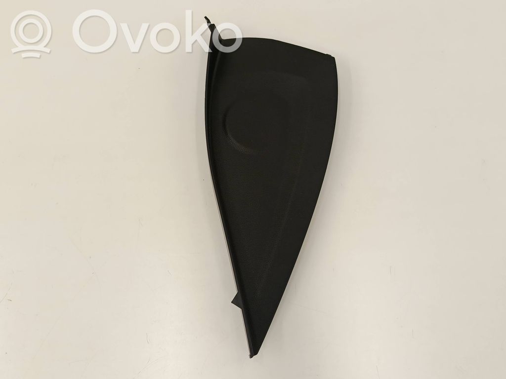 BMW 4 G22 G23 G24 G26 Panelės apdailos skydas (šoninis) 