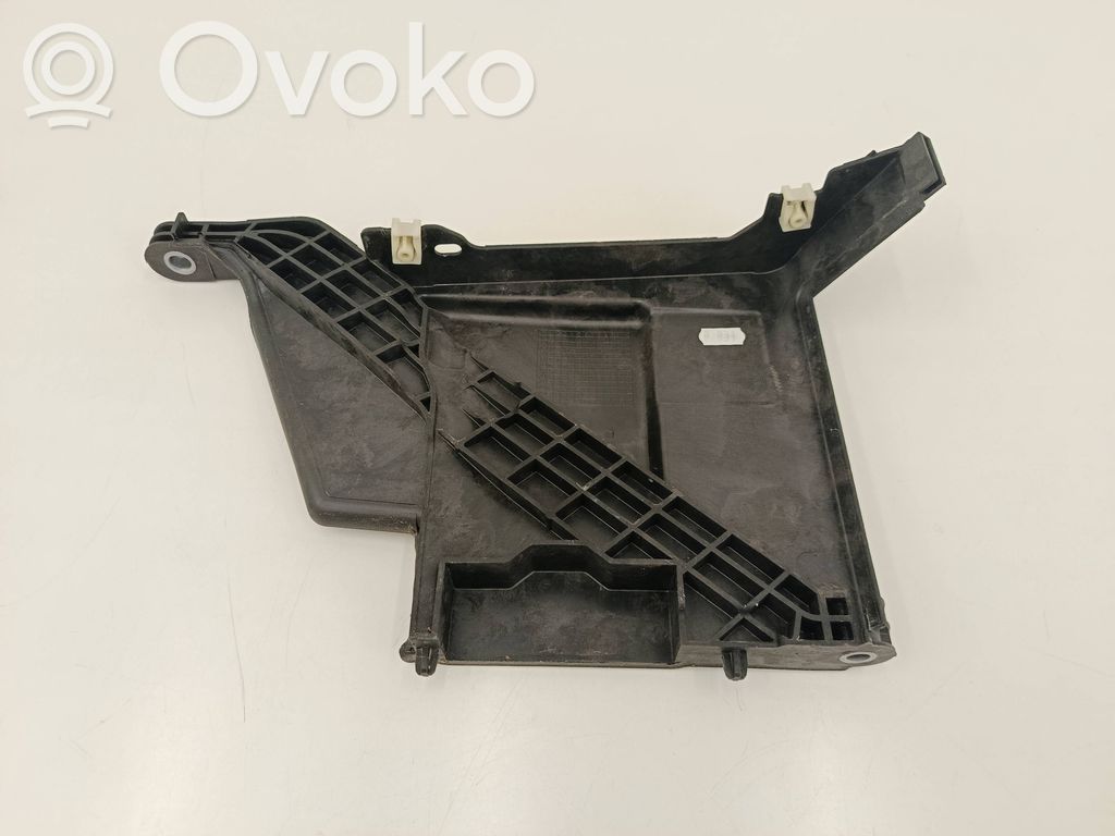 BMW 2 F46 Osłona termiczna akumulatora 