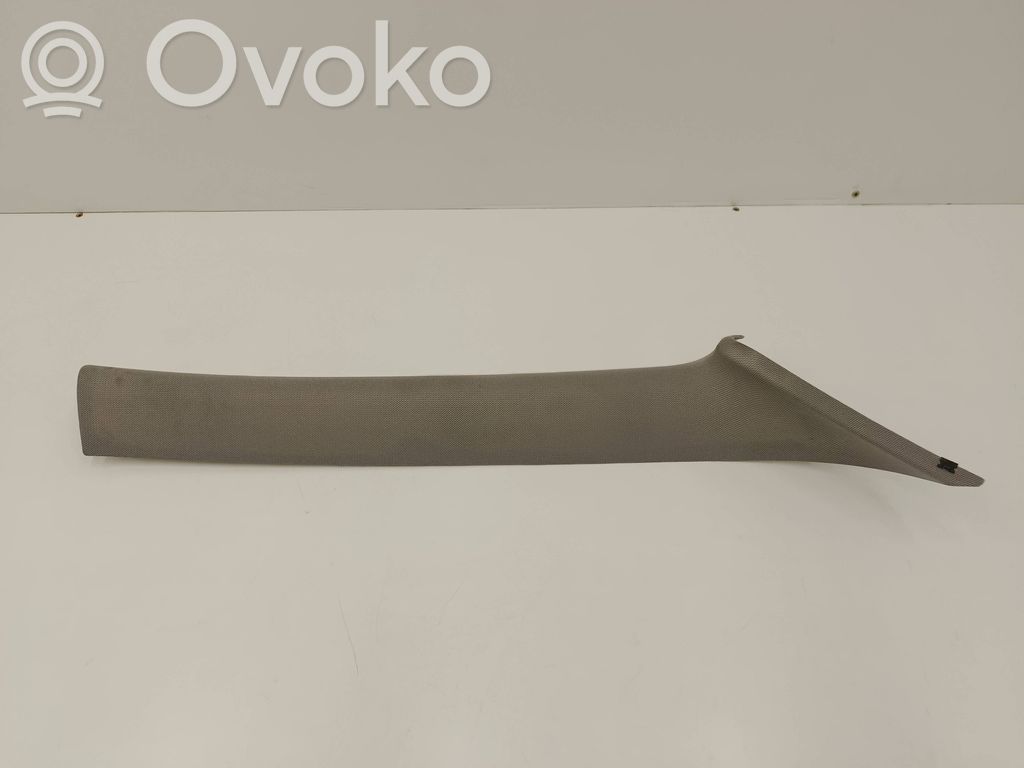 Osłona słupka szyby przedniej / A   7329584,14065410,108774