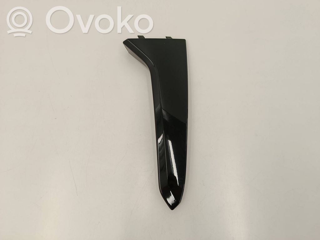 BMW 2 F46 Tailgate trim 