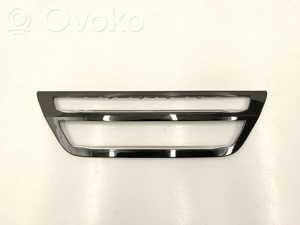 BMW 5 G30 G31 G38 Panel trim 
