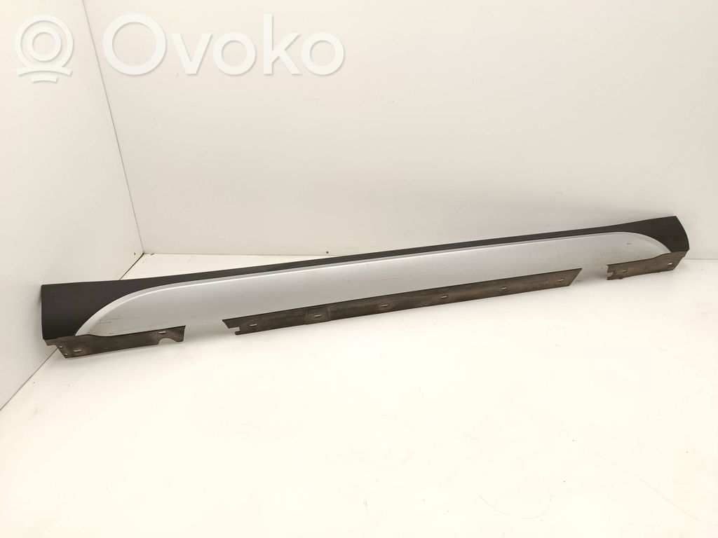 Slenkstis   2990600