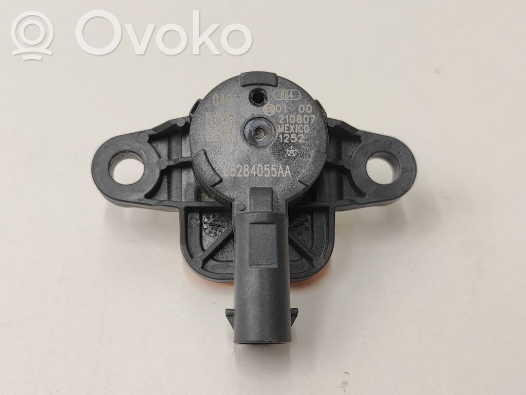 Dodge RAM 1500 DS Airbagsensor Crashsensor Drucksensor 