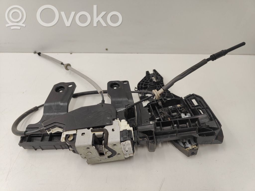 Dodge RAM 1500 DS Priekšpusē slēdzene 