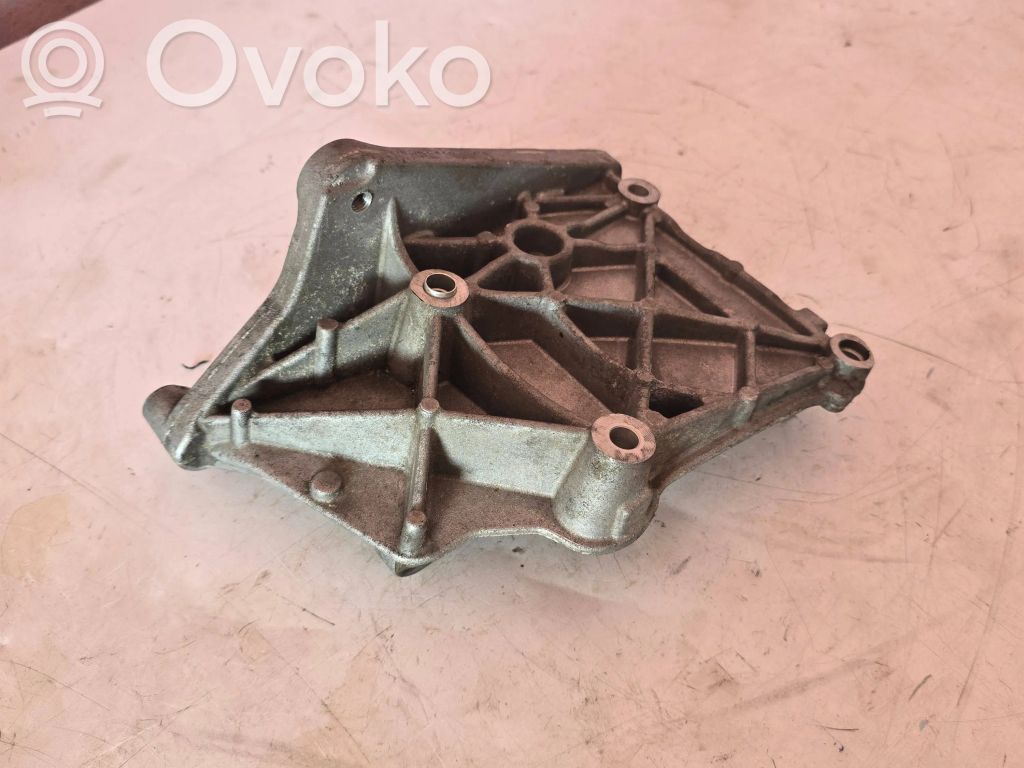 Porsche Panamera (971) Supporto di montaggio del motore (usato) 