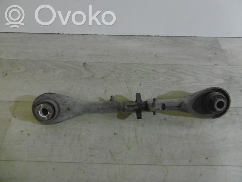 Rear control arm