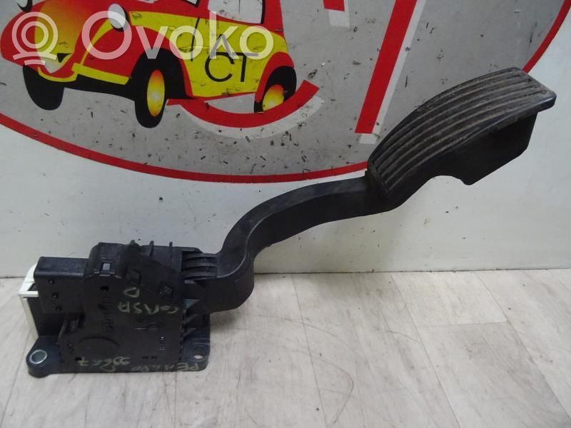 Sensor de posición del pedal del acelerador