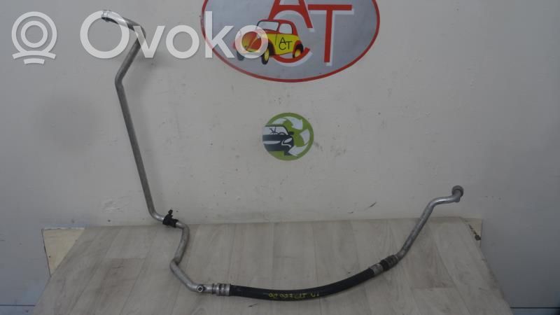 Ilmastointilaitteen putki (A/C)