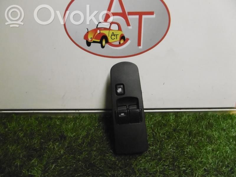 Interruptor del elevalunas eléctrico