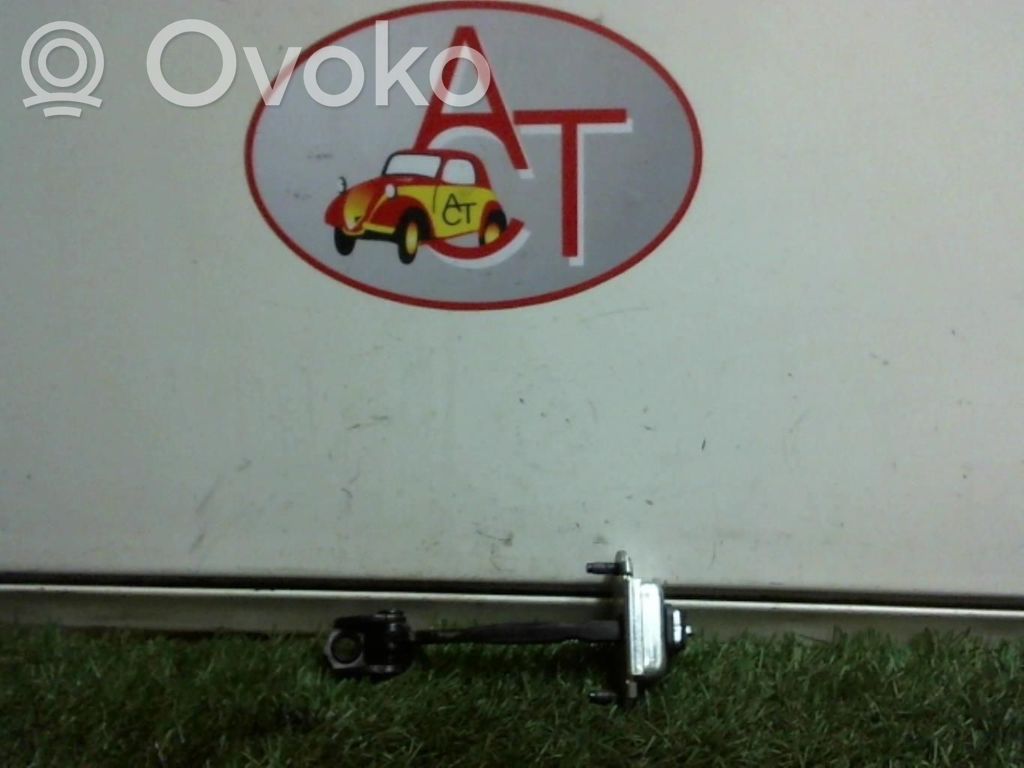 Takaoven lukon laukaisin