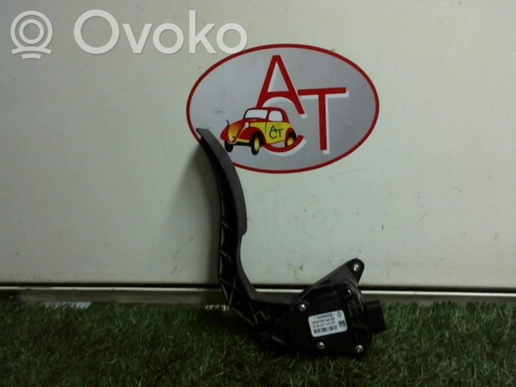 Sensor de posición del pedal del acelerador