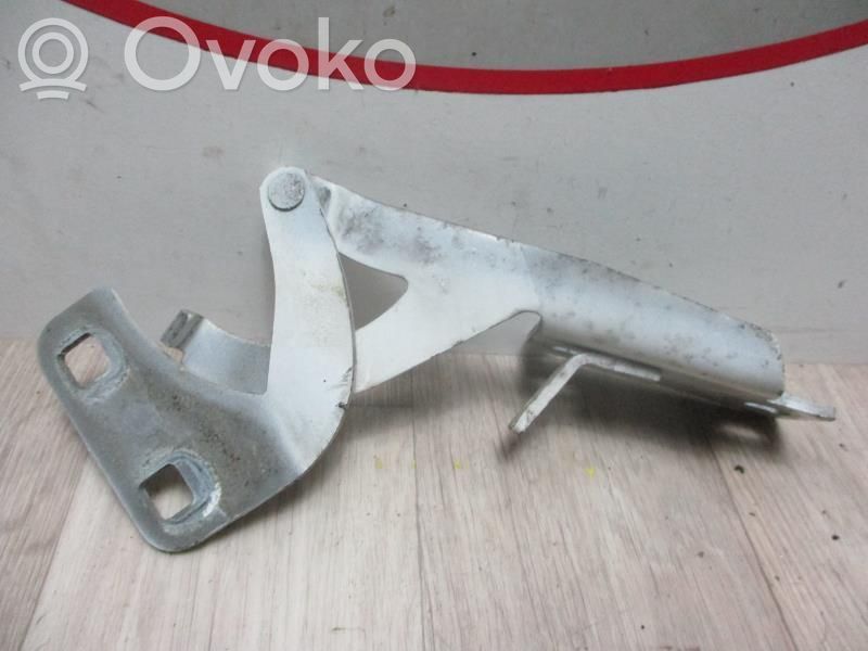 Citroen Berlingo Konepellin saranat 
