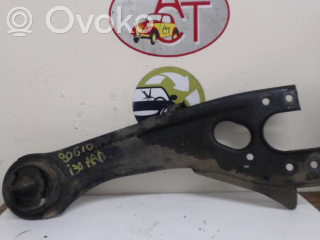 Hyundai i30 Querlenker Achsschenkel hinten 