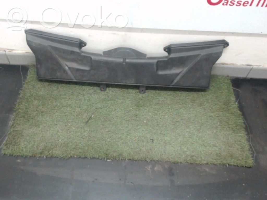 BMW 1 E81 E87 Tailgate/boot cover trim set 