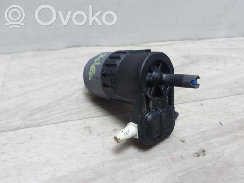 Windscreen/windshield washer pump