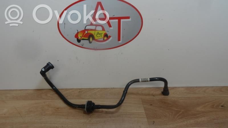 Ilmastointilaitteen putki (A/C)