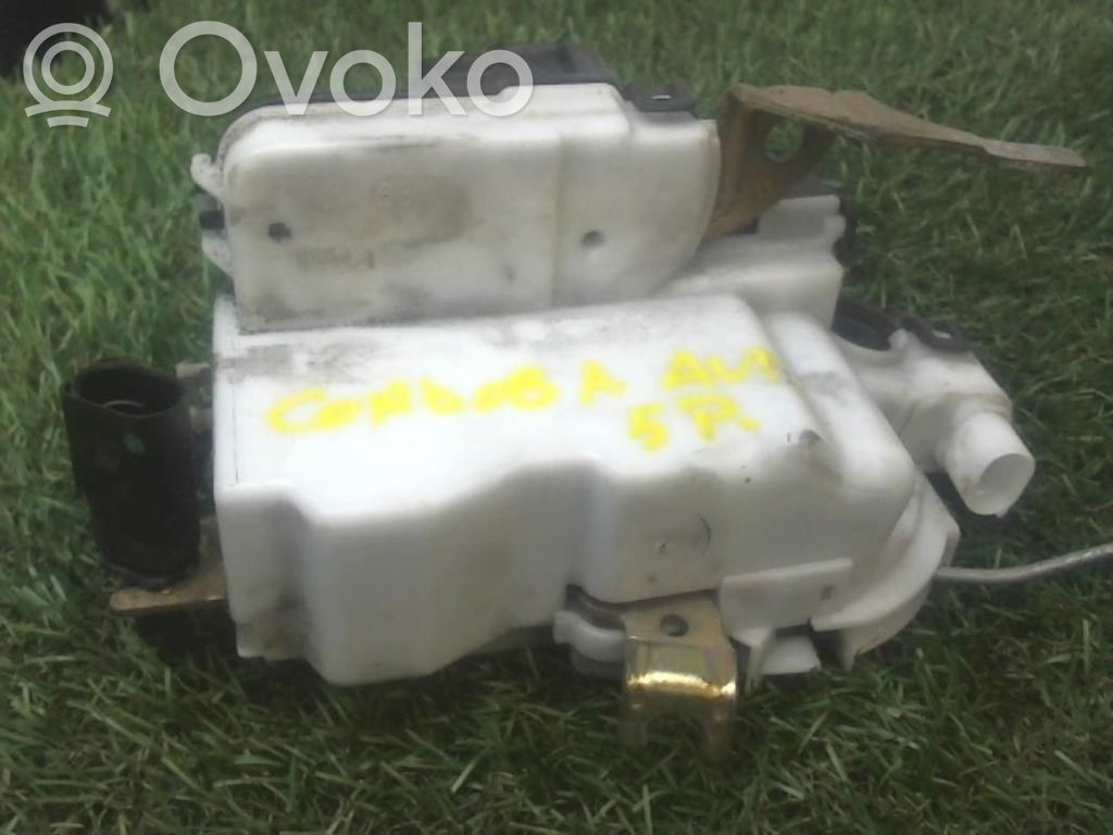 Seat Cordoba (6K) Zamek drzwi przednich 